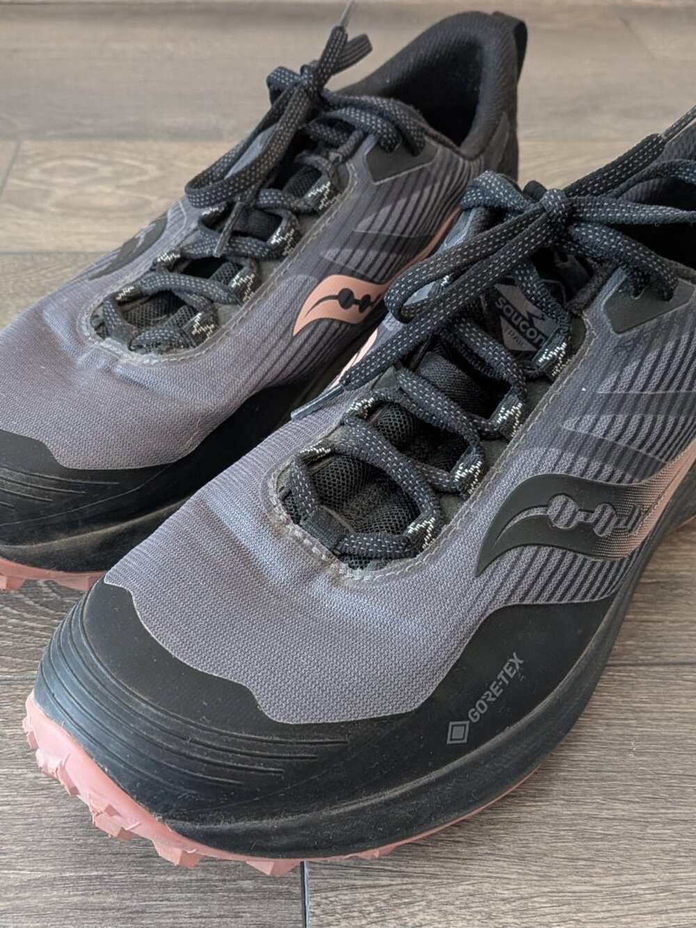 Saucony Women's Peregrine 12 GORE-TEX Trail Shoes